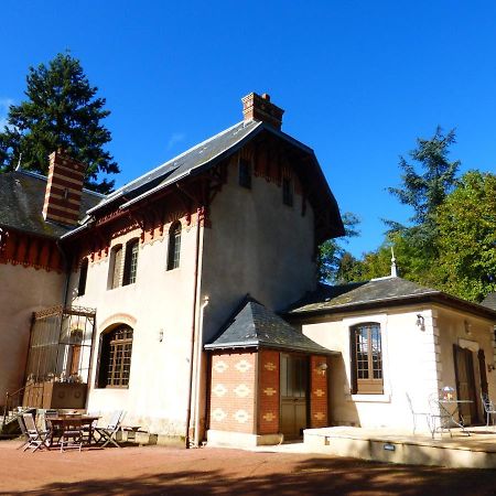 לינה וארוחת בוקר Clermain Le Manoir Sur La Roche, 74, Impasse Du Manoir, 71520 Navour Sur Grosne D121 מראה חיצוני תמונה
